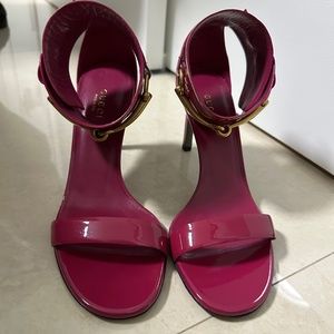 Fuschia Gucci heels 37